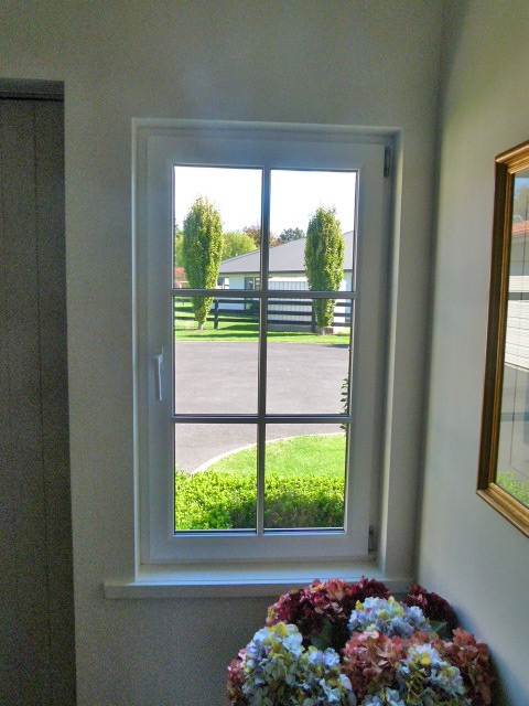 gallery image - lattice window